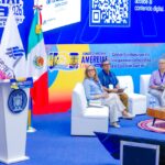 Rectora de la UAGro, Leticia Jimenez, participa en presentación de libro en el marco del 25 Aniversario de la AMEREIAF