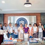 Rectora de la UAGro realiza la entrega de nombramientos y ratificaciones a las y los funcionarios de la Tesoreria General